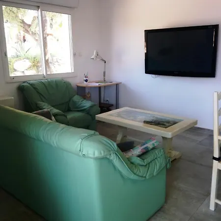 Chez Chris Et Marie בית נופש