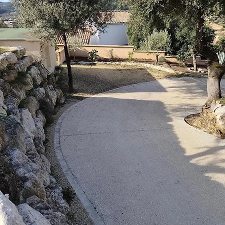 בית נופש Chez Chris Et Marie